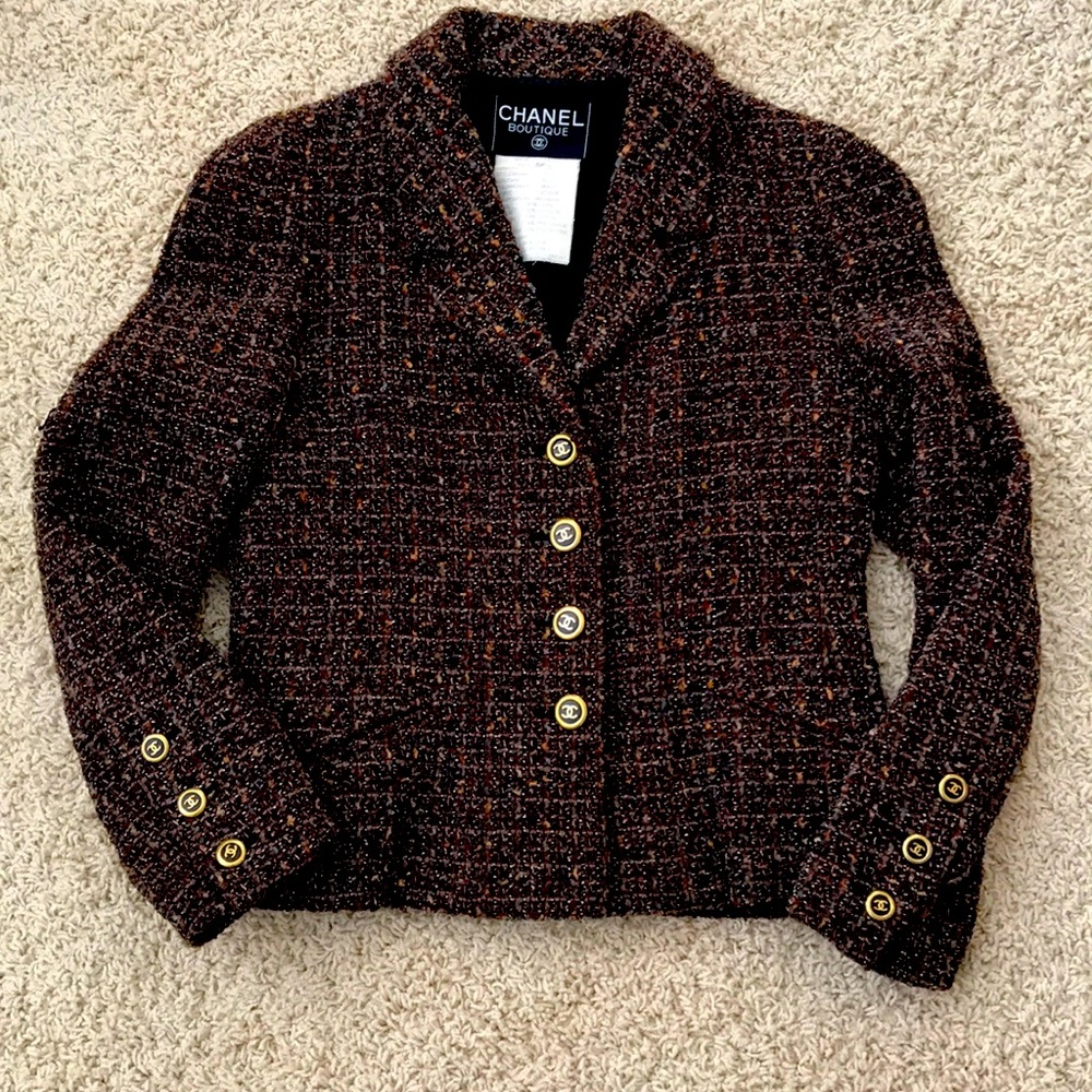 Classic Chanel Tweed Blazer!